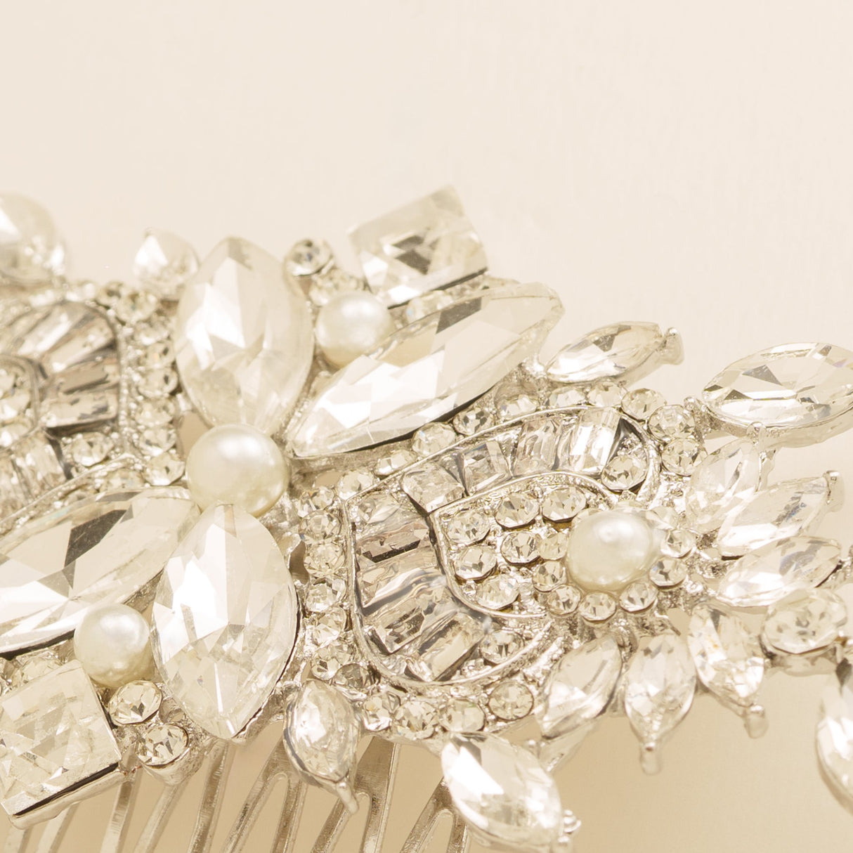 Gatsby Vintage Inspired Wedding Hair Comb in Silver photo 7