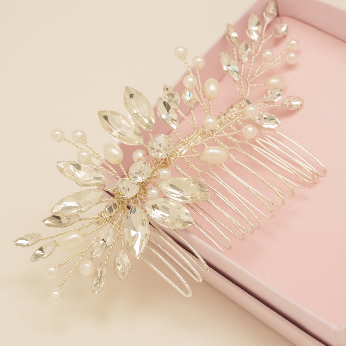 Sara Pearl and Crystal Wedding Hair Comb / Silver