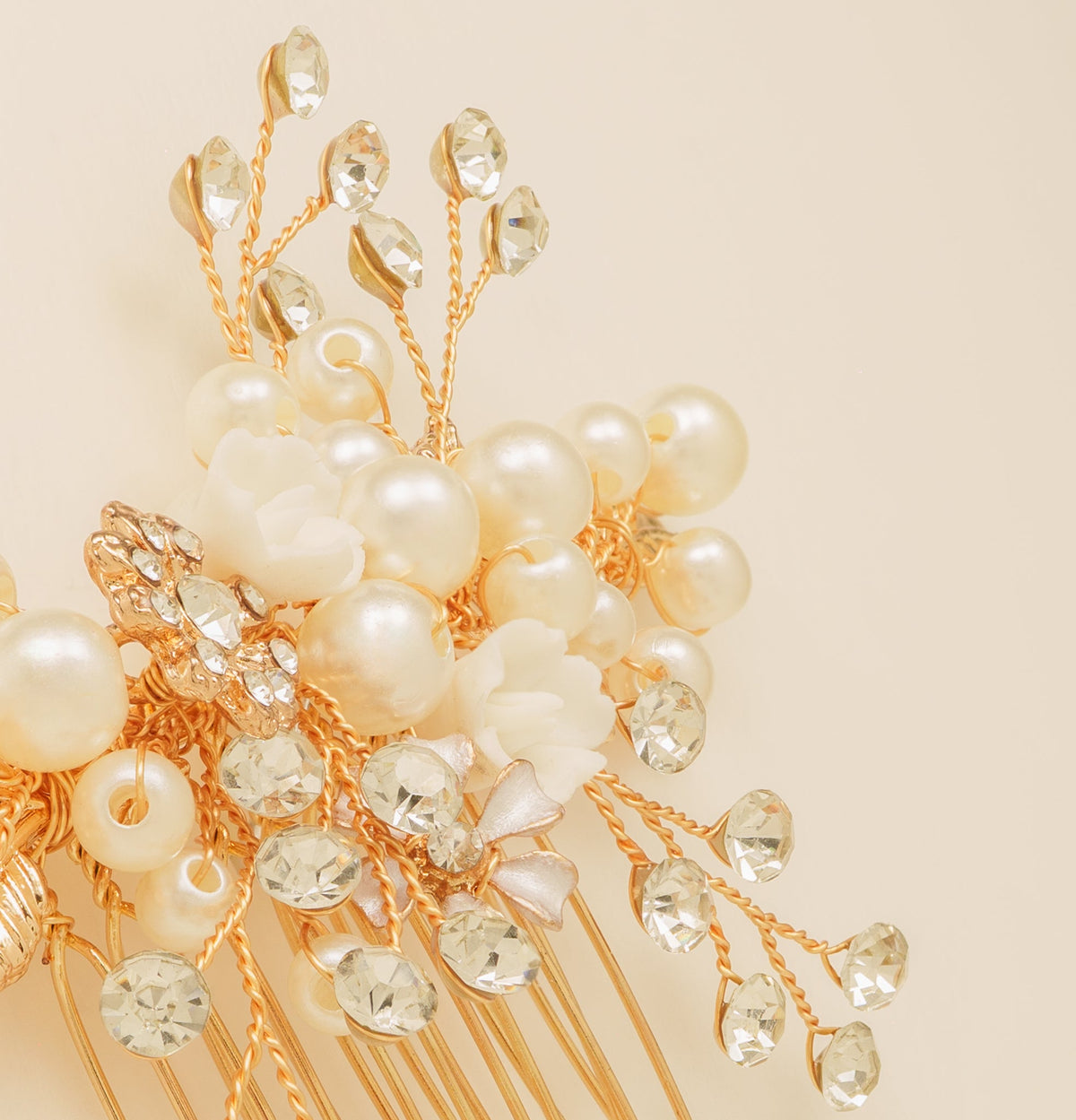 Gloria Leaves Pearl and Crystal Wedding Hair Comb in Gold photo 4