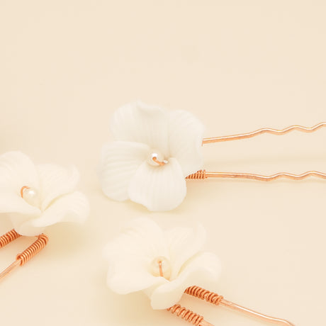 Fleur Ceramic Flower Pearl Wedding Hair Pins / Rose Gold