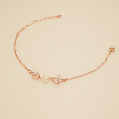Amelia Crystal and Pearl Bracelet / Rose Gold