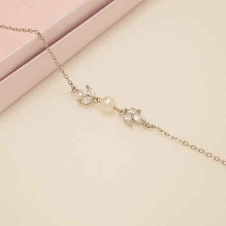 Amelia Crystal and Pearl Bracelet / Silver