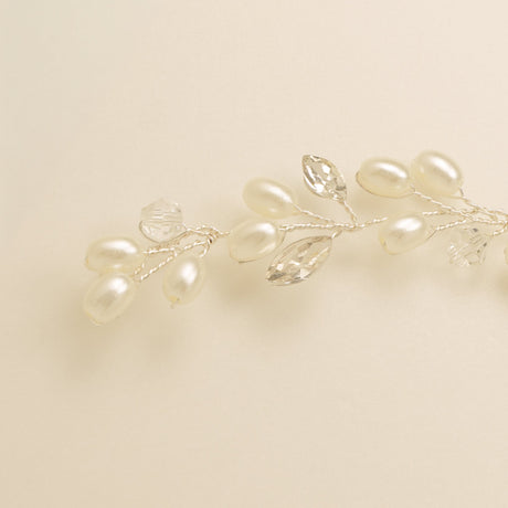 Tasha Short Pearl and Crystal Hair Vine in Silver