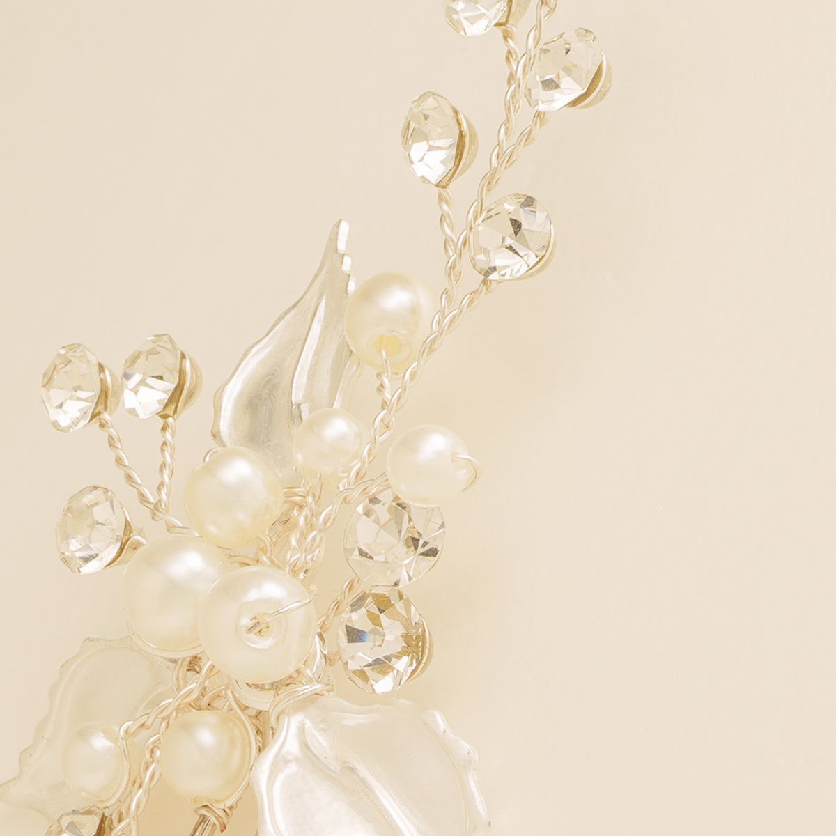 Millie Crystal and Pearl Wedding Hair Pin / Leaves / Silver