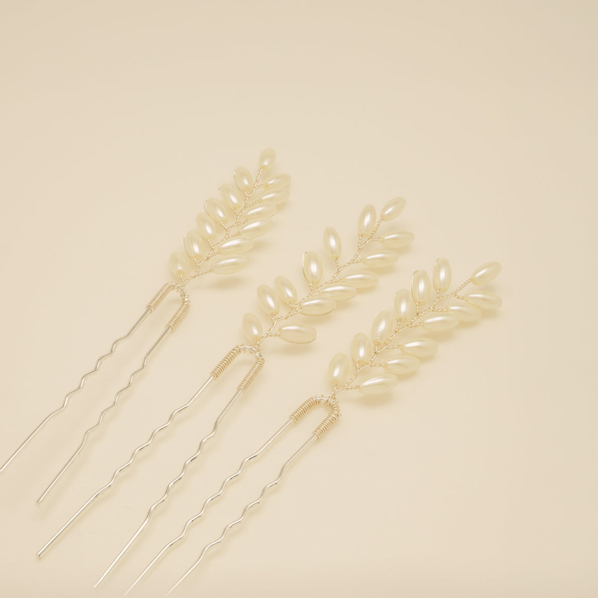 Pampas Style Pearl Sprigs Wedding Hair Pins / Silver