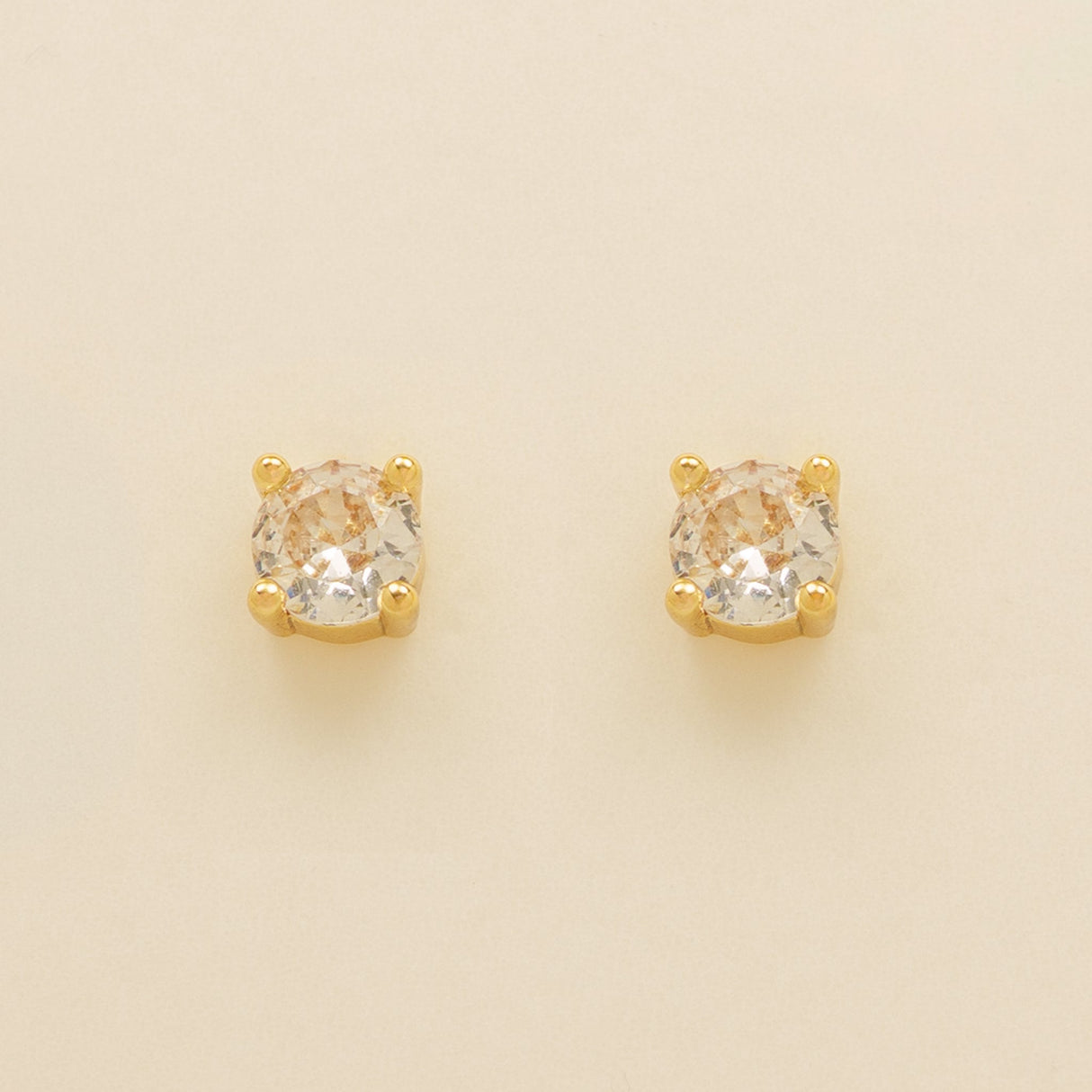 Annie Simple and Elegant Crystal Jewellery Set / Gold