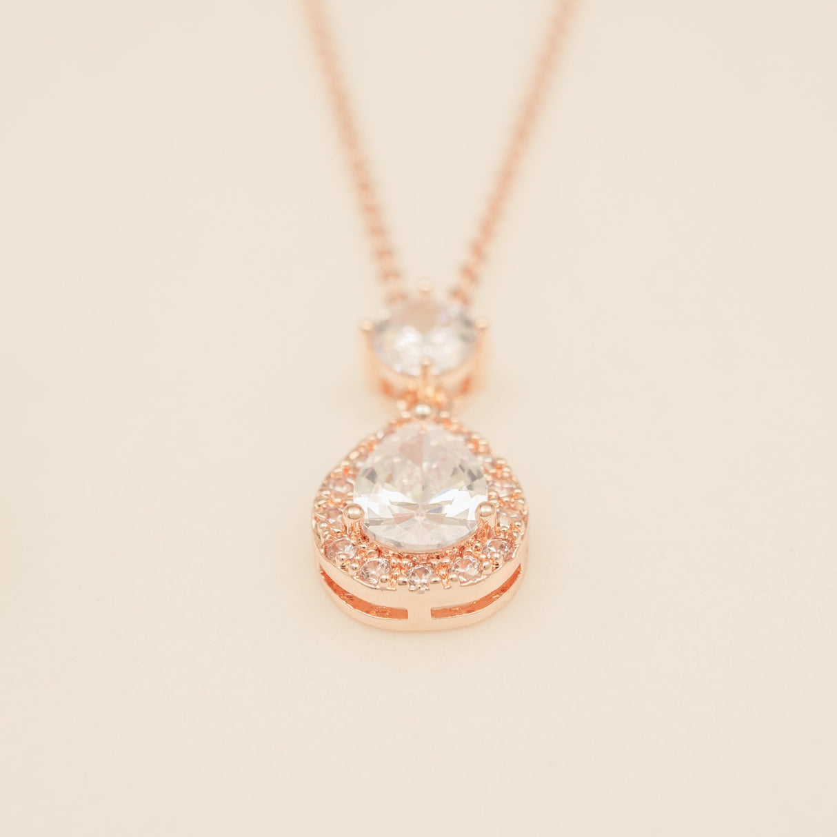 Club Classic Crystal Wedding Jewellery Set in Rose Gold photo 5