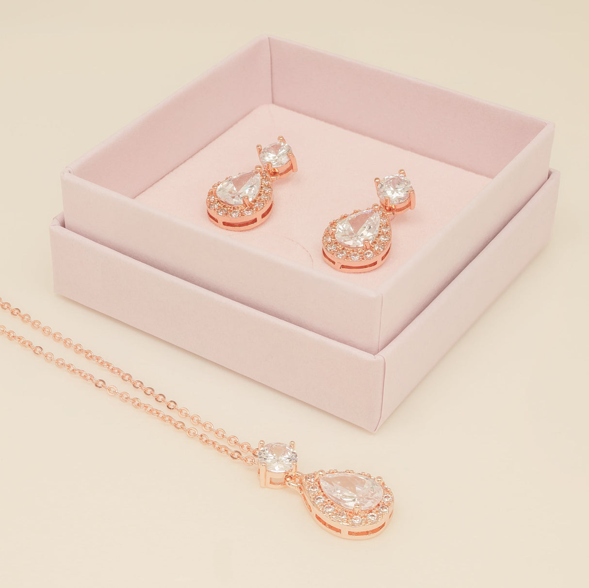 Club Classic Crystal Wedding Jewellery Set in Rose Gold photo 6