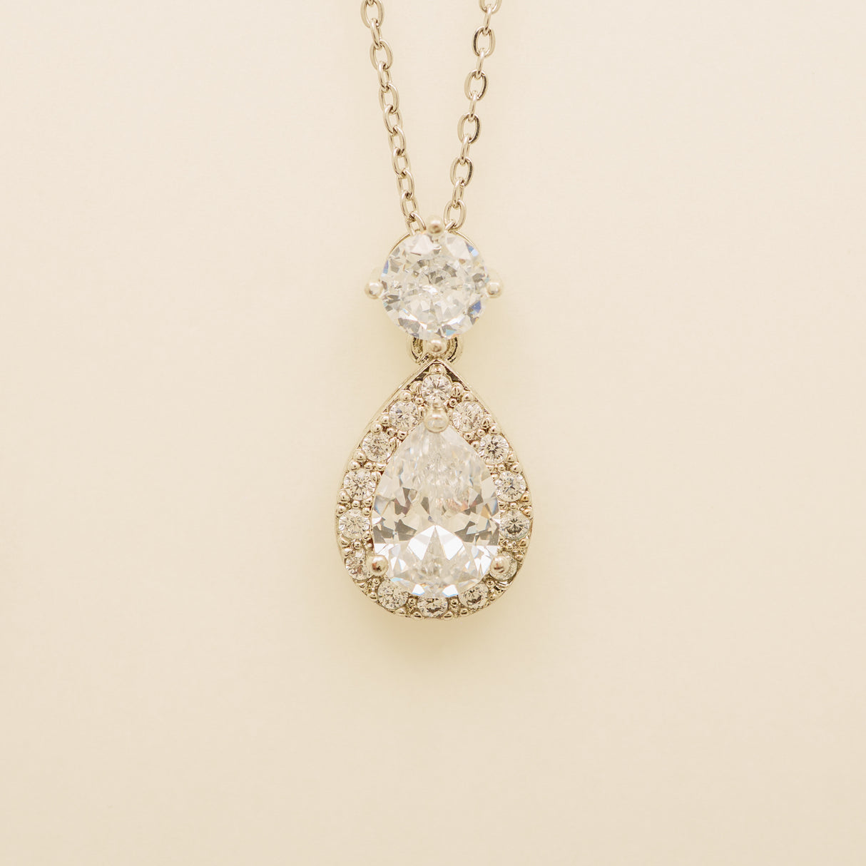 Club Classic Crystal Wedding Necklace in Silver photo 3