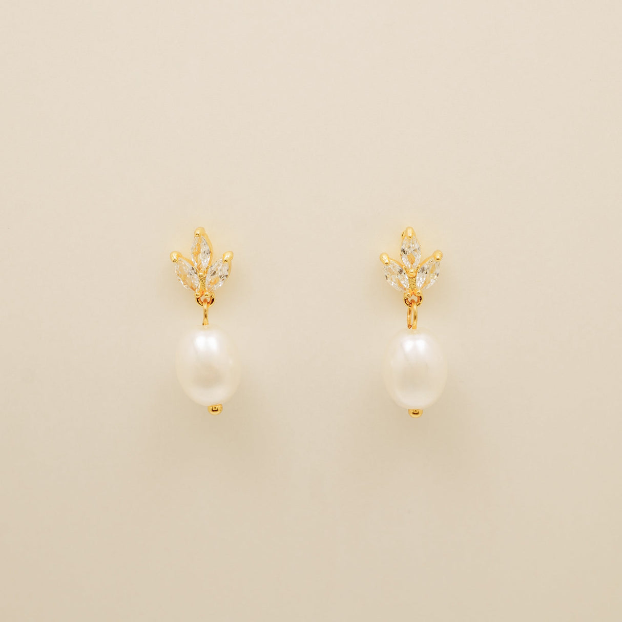 Coco Pearl and Crystal Drop Jewellery Set / Gold