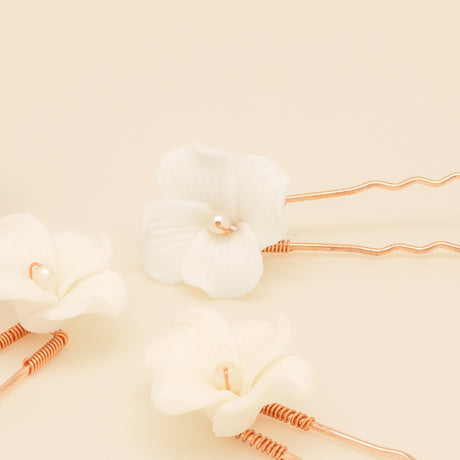 Fleur Ceramic Flower Pearl Wedding Hair Pins / Rose Gold