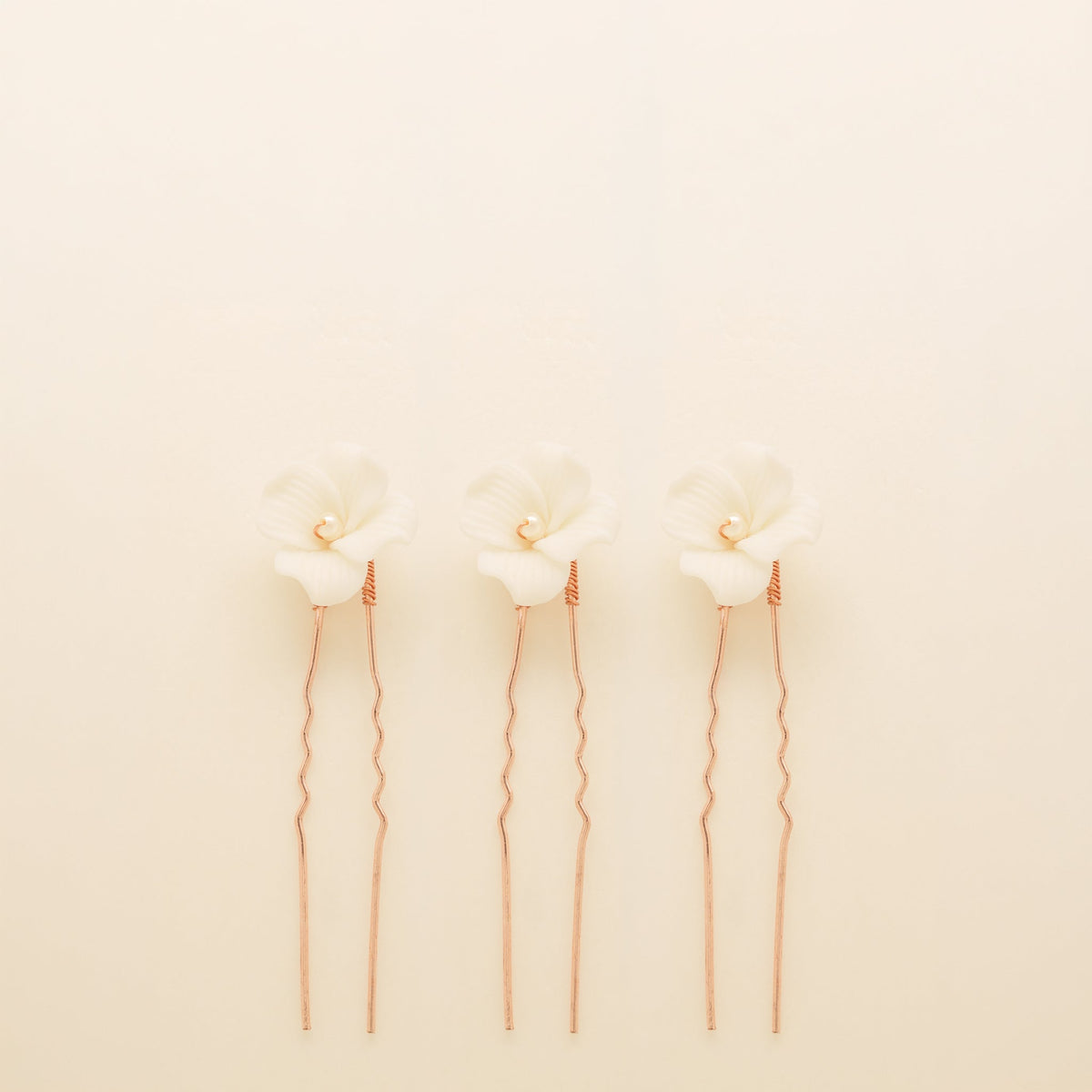 Fleur Ceramic Flower Pearl Wedding Hair Pins / Rose Gold