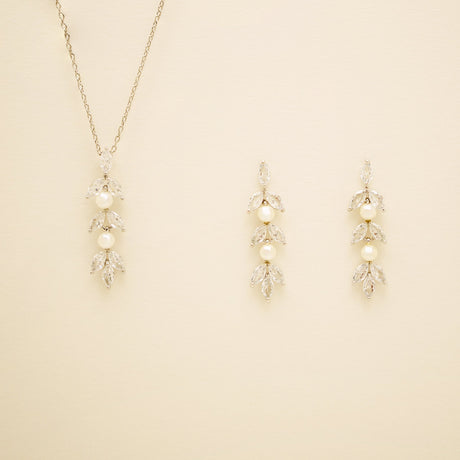 Fliss Pearl and Crystal Wedding Jewellery Set / Silver