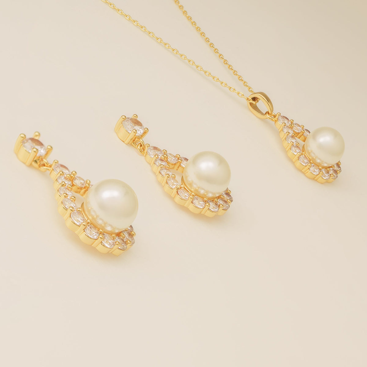 Jude Pearl and Crystal Wedding Jewellery Set / Gold