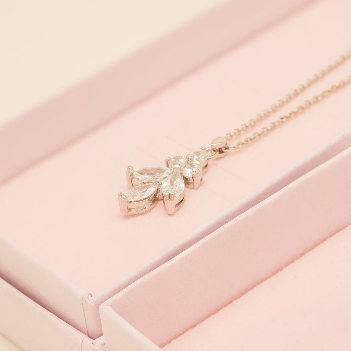 Lily Crystal Bridal Wedding Necklace in Silver photo 2