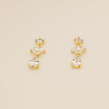Lucia Pearl and Crystal Earrings / Gold