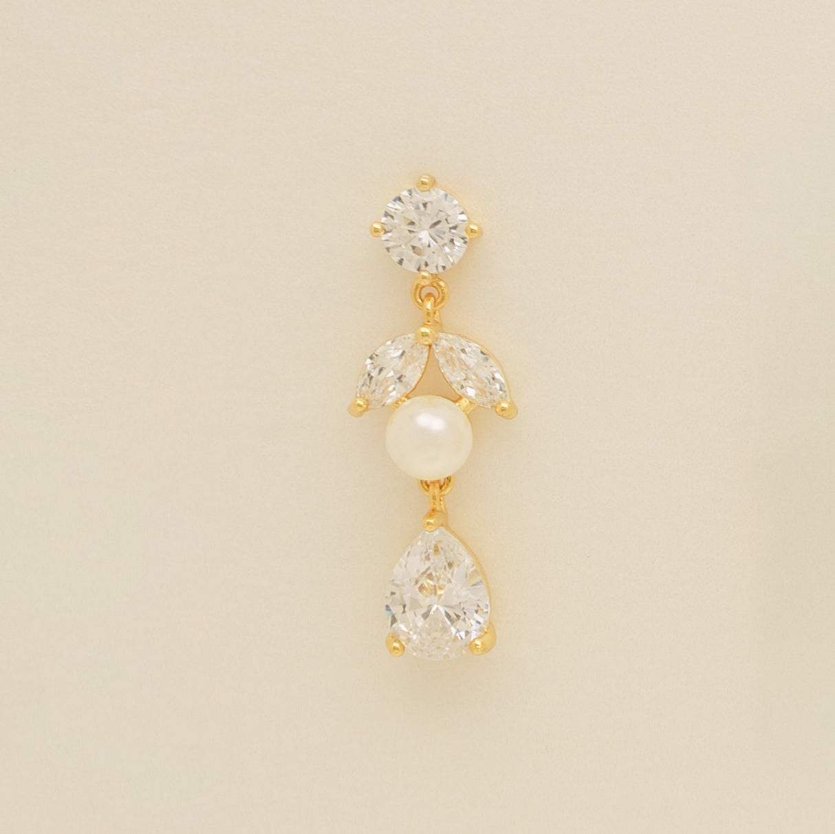 Lucia Pearl and Crystal Earrings / Gold