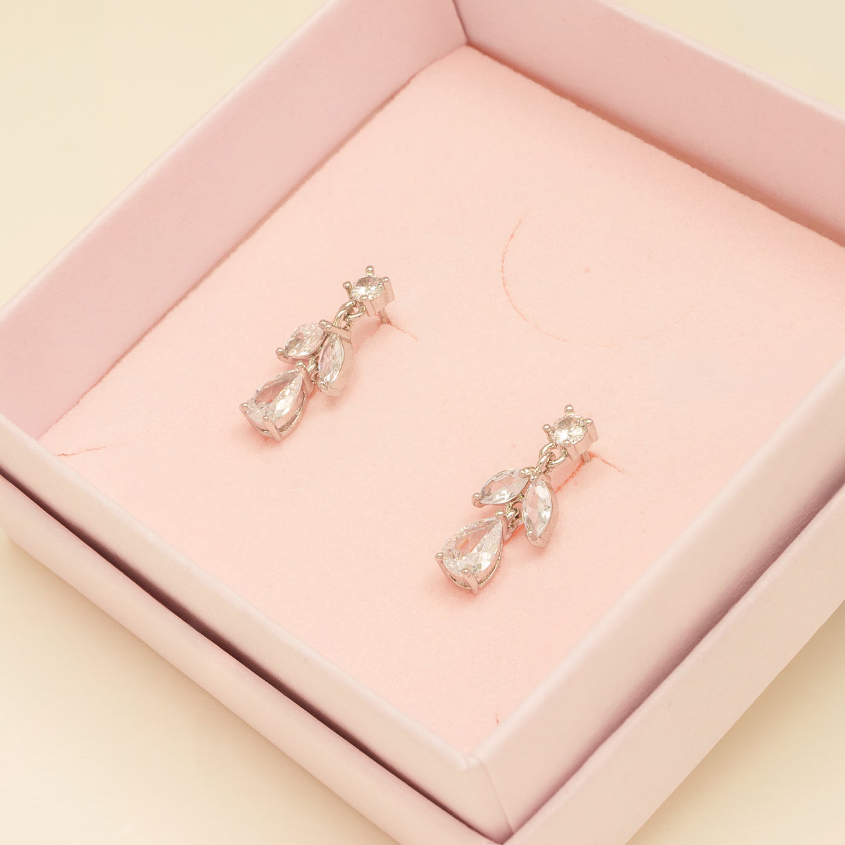 Belle Crystal Wedding Earrings / Silver