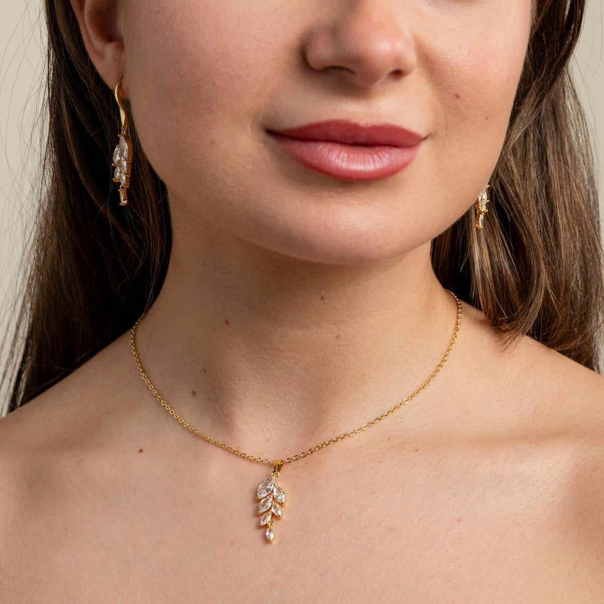 Fearne Crystal Wedding Necklace / Gold