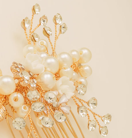 Gloria Leaves Pearl and Crystal Wedding Hair Comb in Gold photo 4