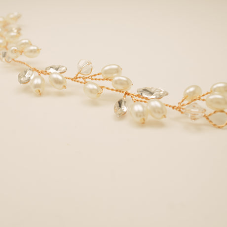 Tasha Short Pearl and Crystal Hair Vine in Gold