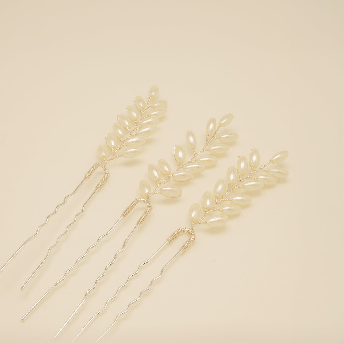 Pampas Style Pearl Sprigs Wedding Hair Pins / Silver