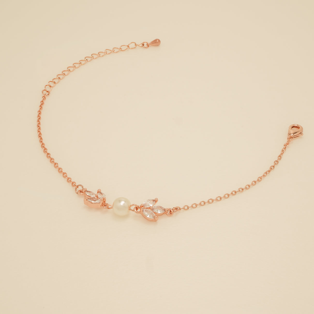 Amelia Crystal and Pearl Bracelet / Rose Gold