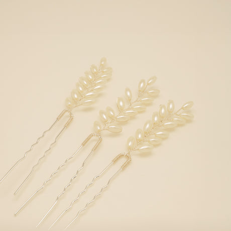 Pampas Style Pearl Sprigs Wedding Hair Pins / Silver