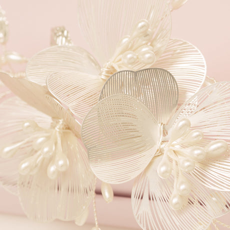 Camilla Flower Pearl Wedding Hair Vine / Silver