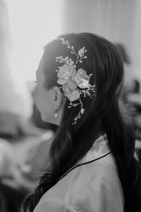 Camilla Flower Pearl Wedding Hair Vine / Rose Gold