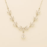 Belle Crystal Necklace / Silver