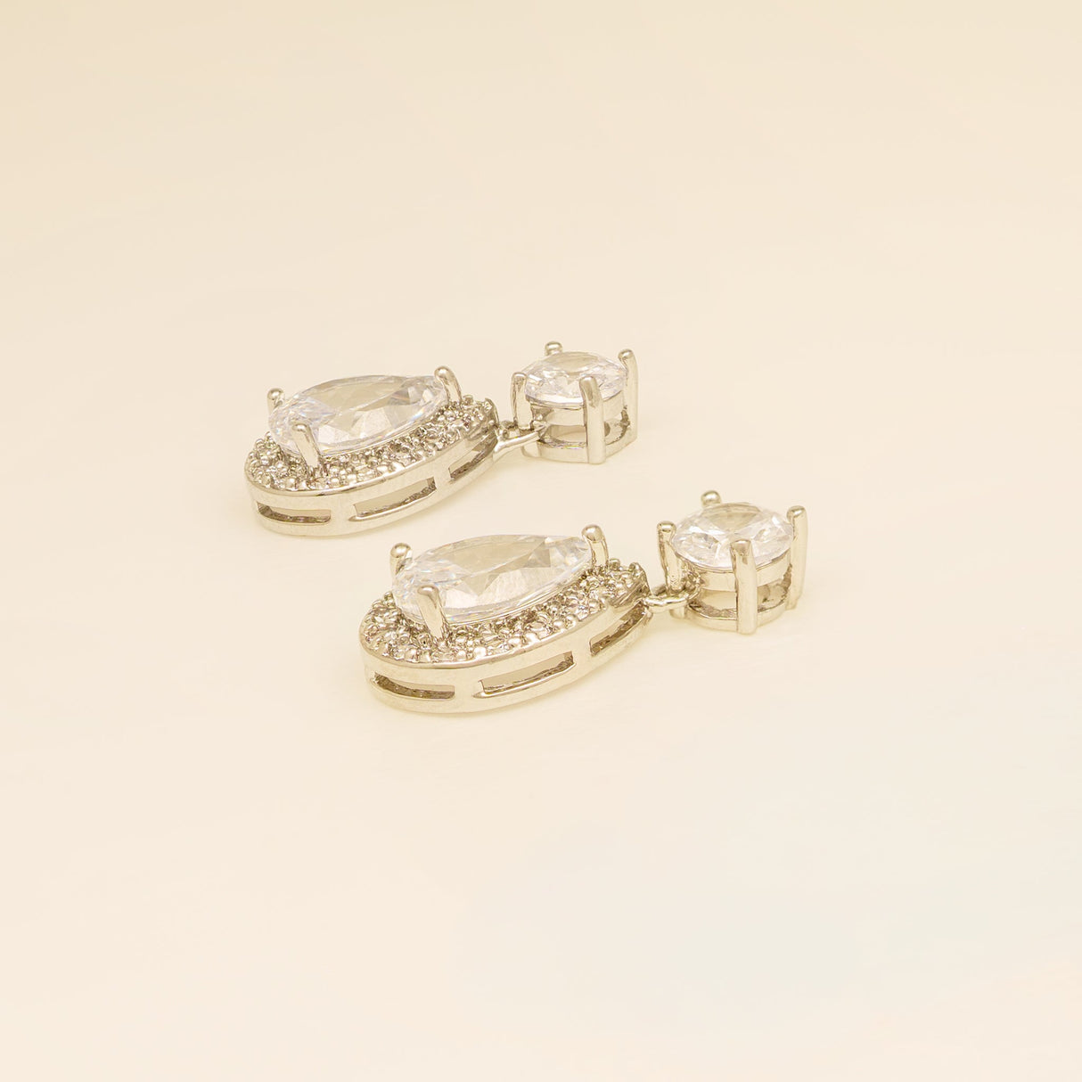 Club Classic Crystal Wedding Jewellery Set in Silver photo 5