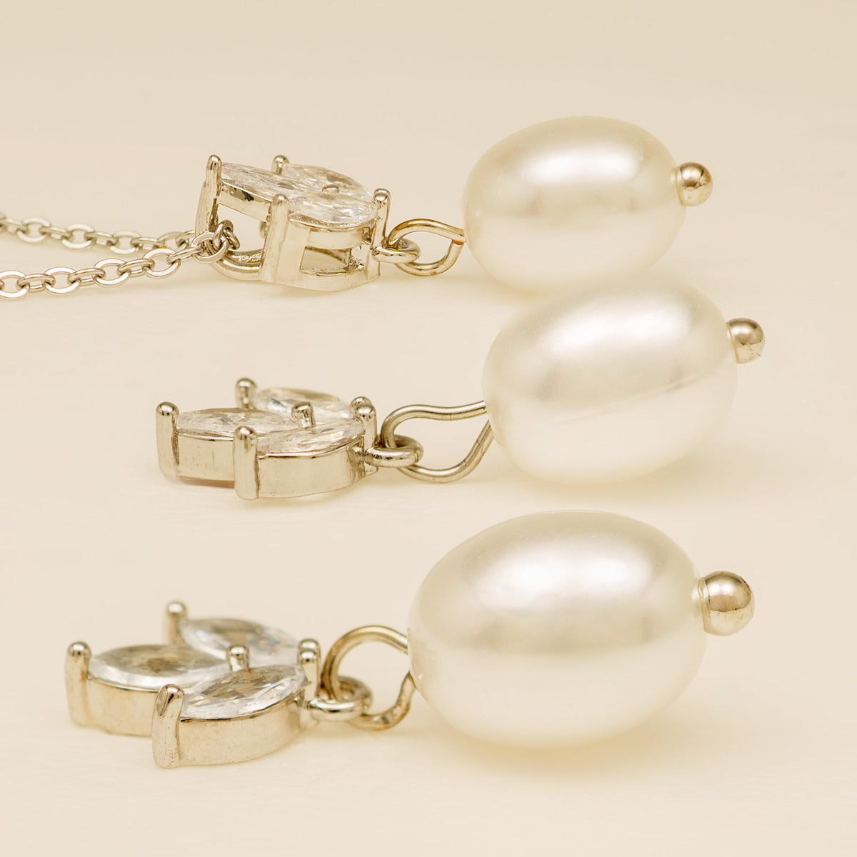 Coco Pearl and Crystal Drop Jewellery Set / Silver