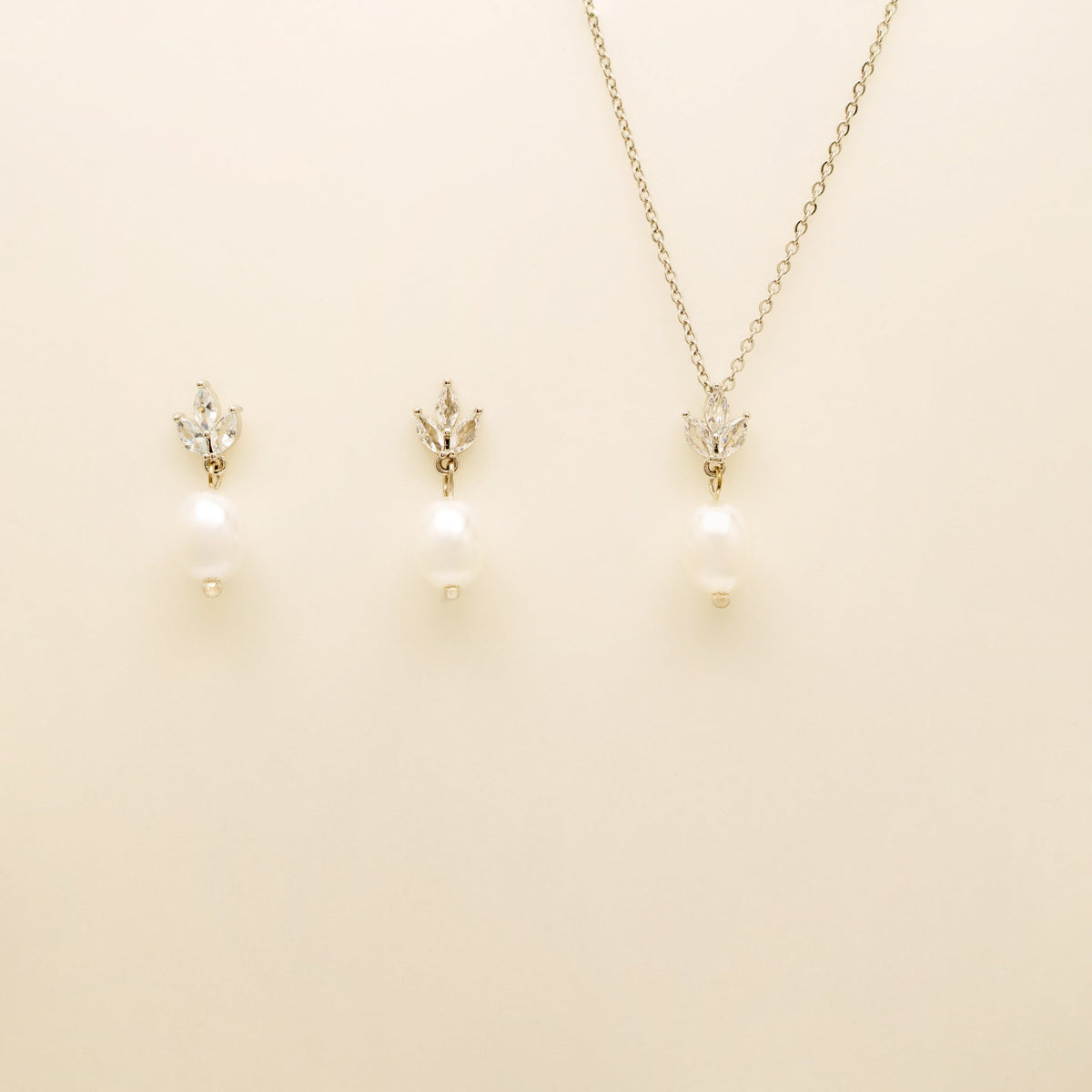Coco Pearl and Crystal Drop Jewellery Set / Silver