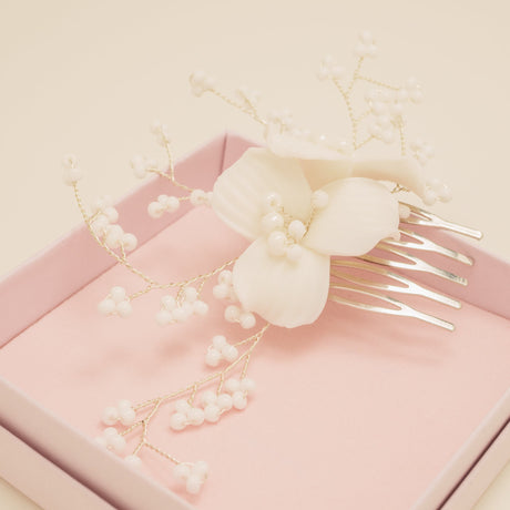 Daisy Floral Ceramic Wedding Hair Comb / Silver