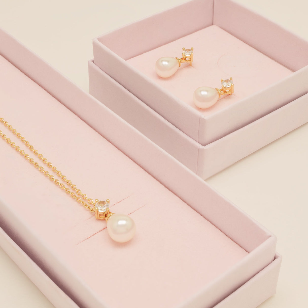 Eclipse Pearl and Crystal Bridal Wedding Jewellery Set / Gold