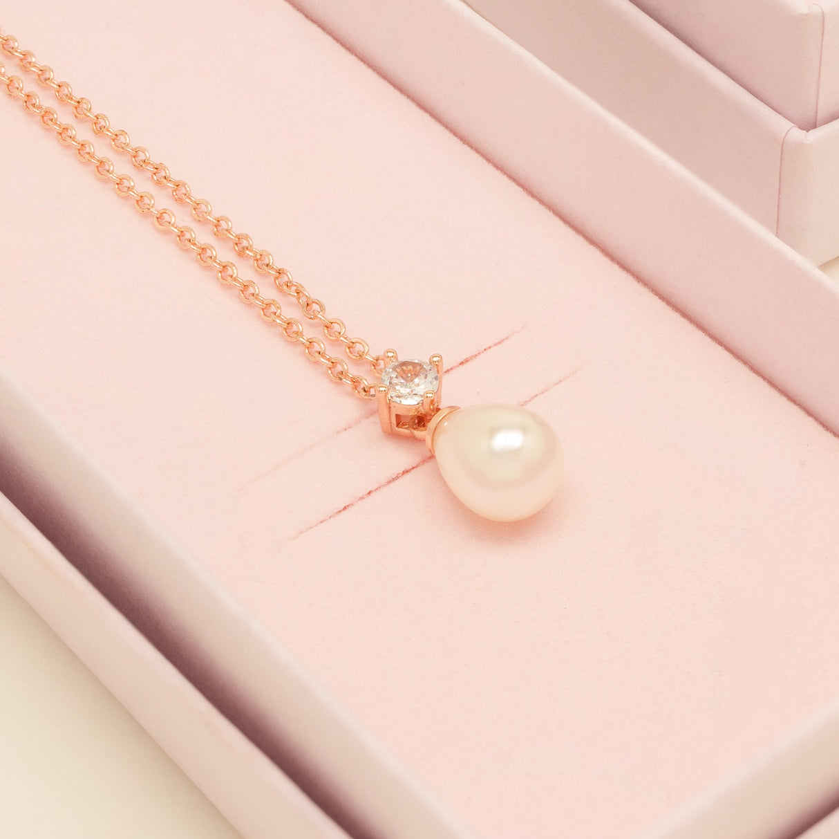 Eclipse Pearl and Crystal Bridal Wedding Jewellery Set / Rose Gold