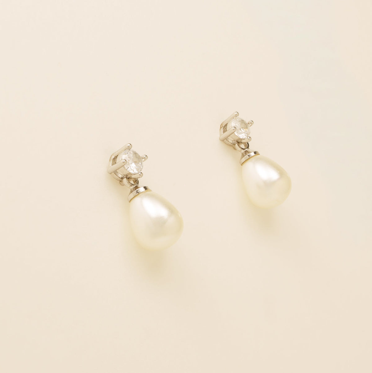 Eclipse Pearl and Crystal Bridal Wedding Jewellery Set in Silver photo 5