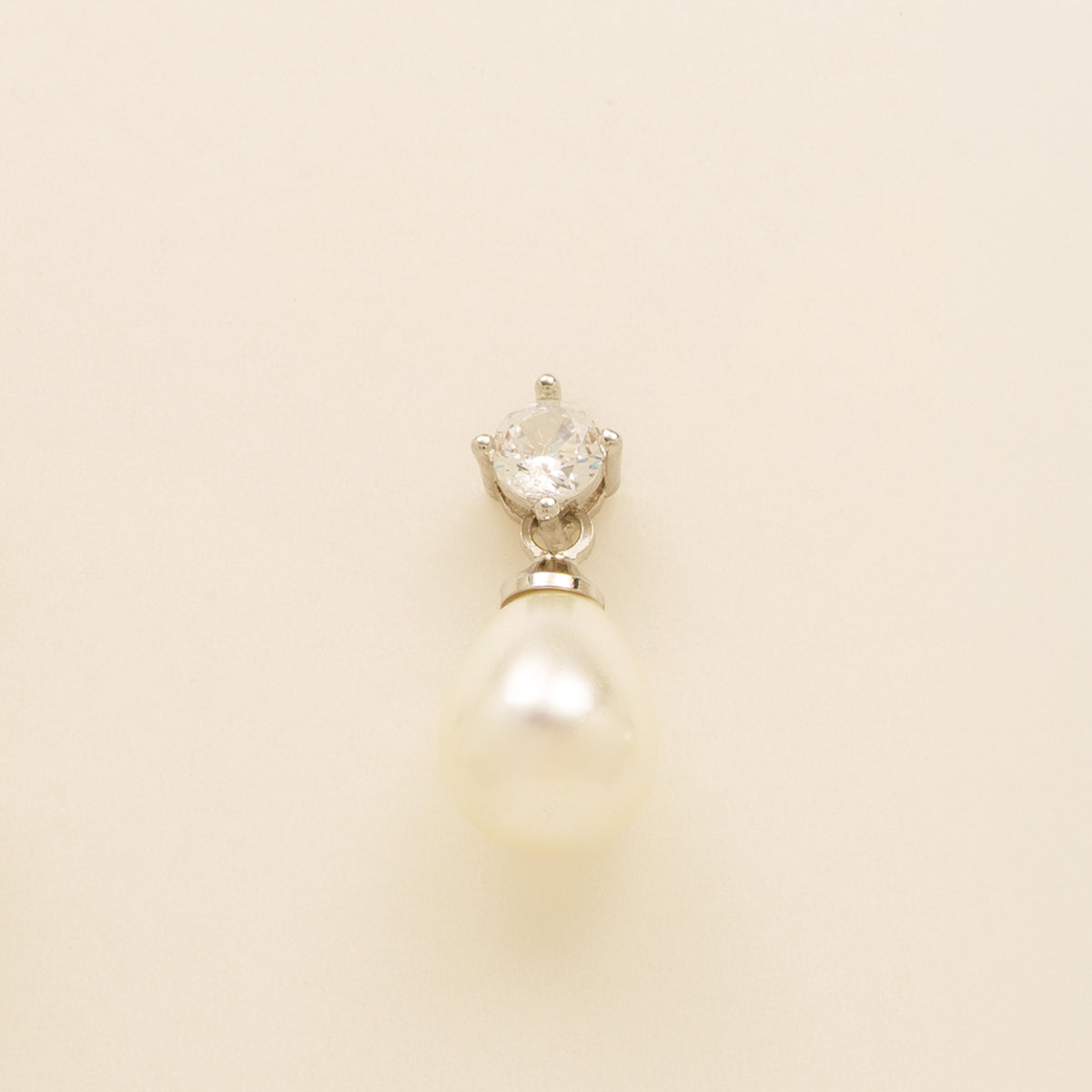 Eclipse Pearl and Crystal Bridal Earrings / Silver
