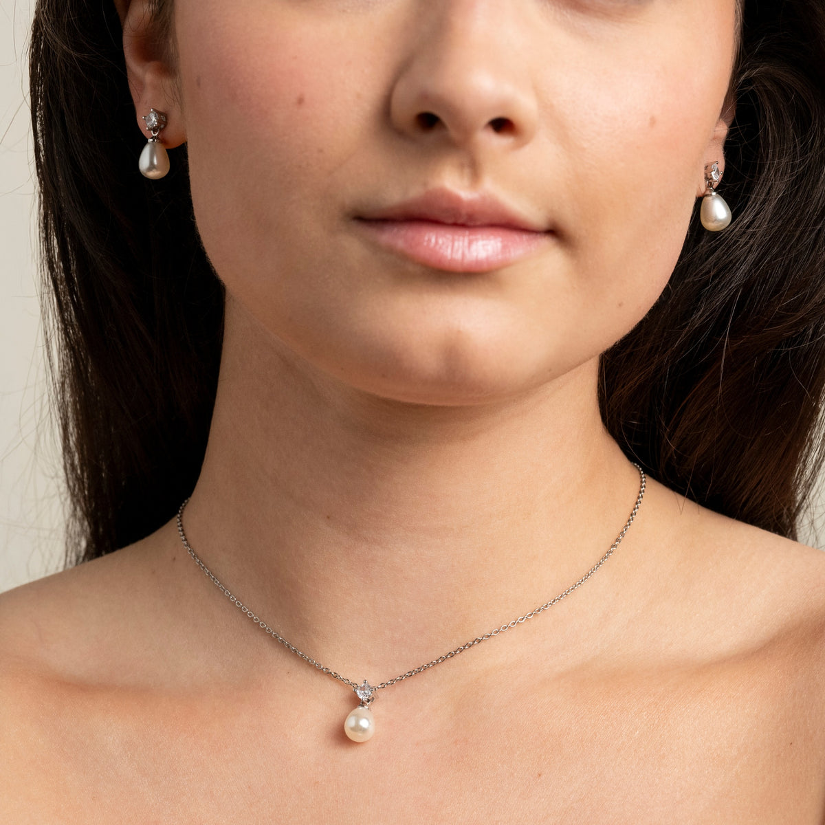Eclipse Pearl and Crystal Bridal Necklace / Silver