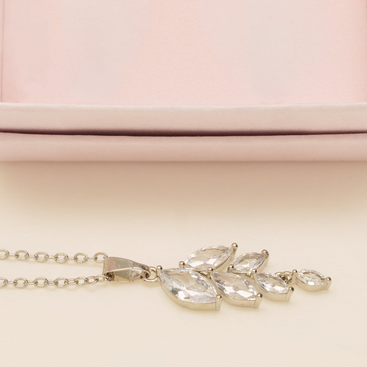 Fearne Crystal Wedding Necklace / Silver