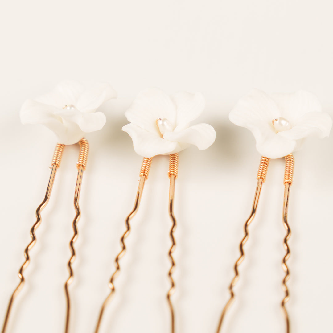 Fleur Ceramic Flower Pearl Wedding Hair Pins / Gold