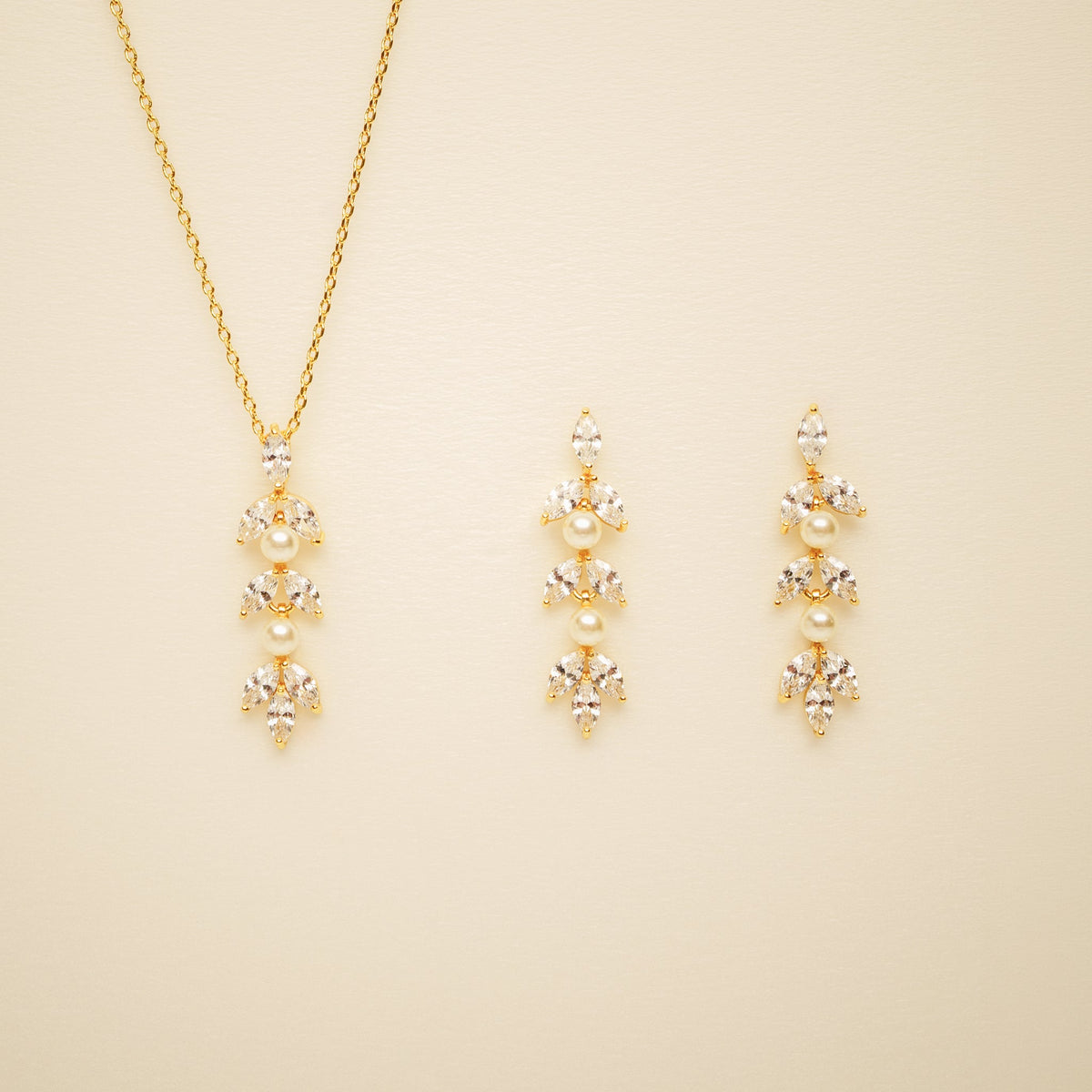 Fliss Pearl and Crystal Wedding Jewellery Set / Gold