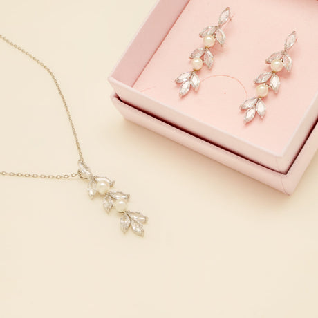Fliss Pearl and Crystal Wedding Jewellery Set / Silver