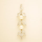 Fliss Pearl and Crystal Necklace / Silver