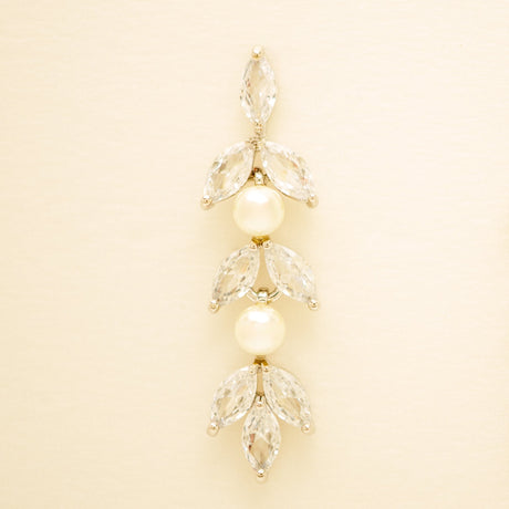 Fliss Pearl and Crystal Necklace / Silver