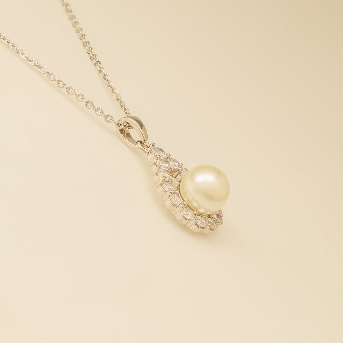 Jude Pearl and Crystal Wedding Necklace / Silver