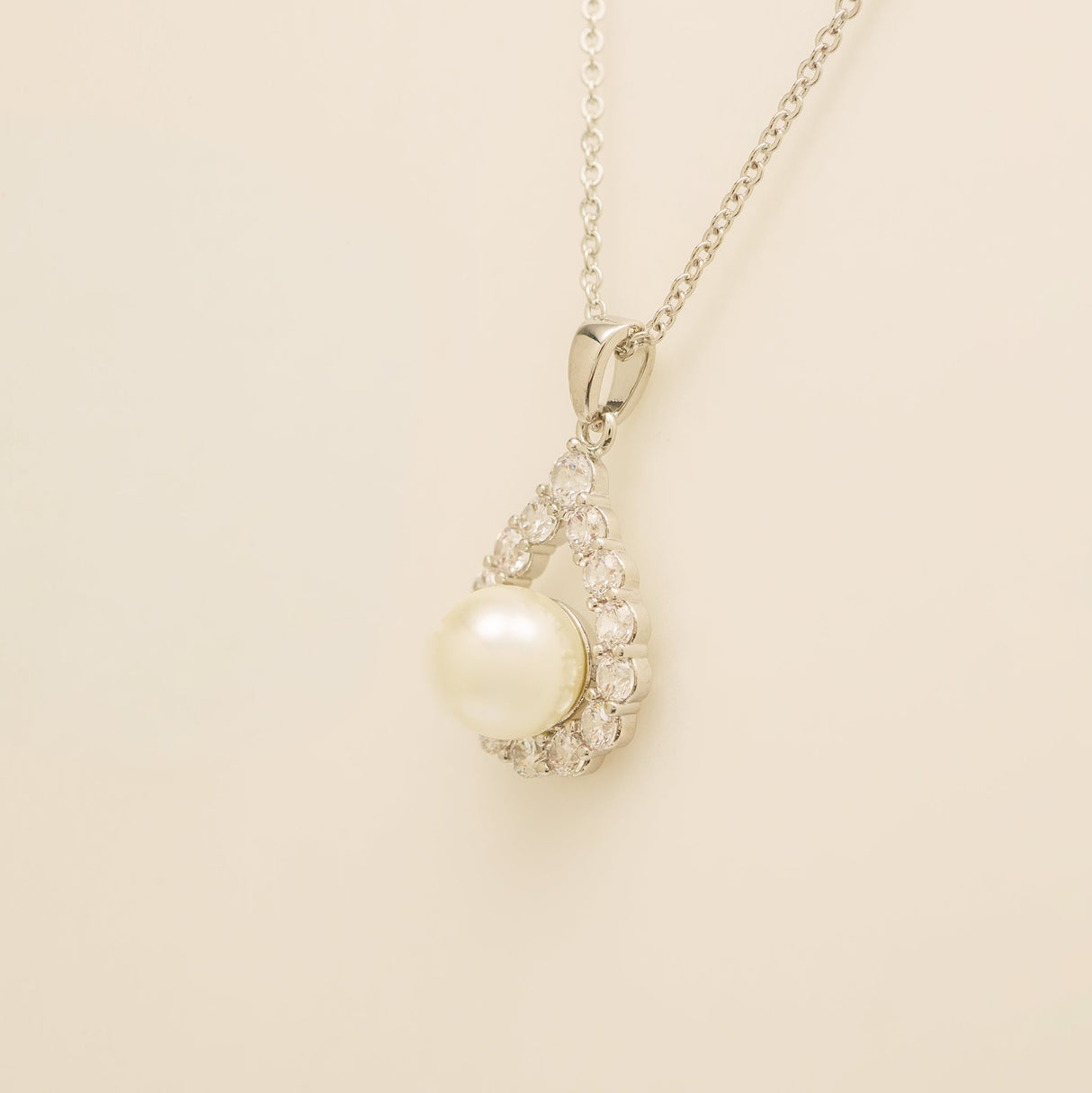 Jude Pearl and Crystal Wedding Necklace / Silver