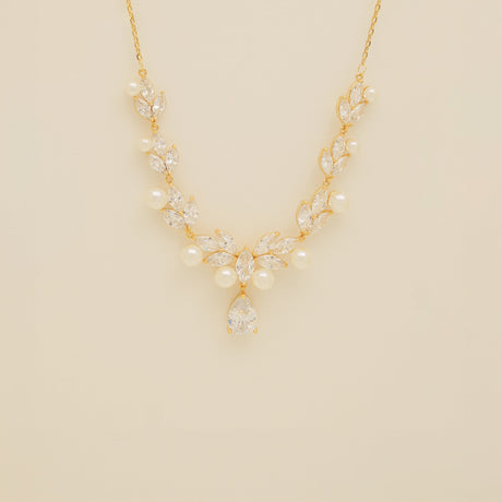Lucia Pearl and Crystal Necklace / Gold