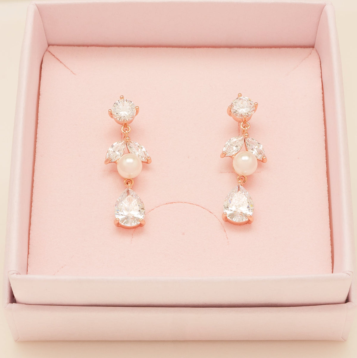 Lucia Pearl and Crystal Earrings / Rose Gold